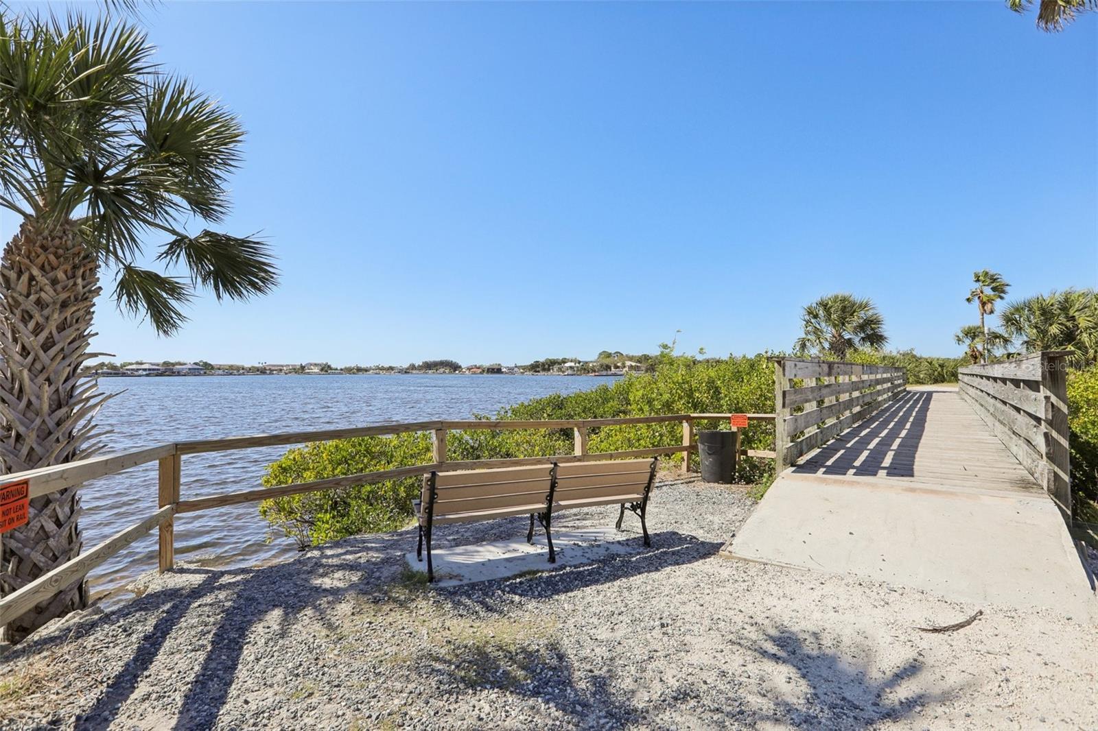 Listing photo id 69 for 4912 Bay Park Drive