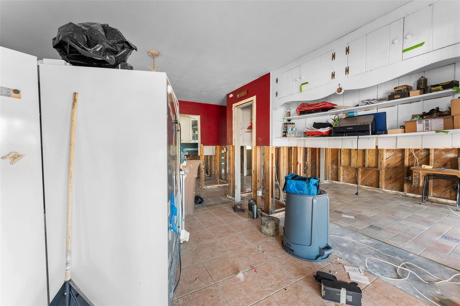 Listing photo id 19 for 300 16th Avenue