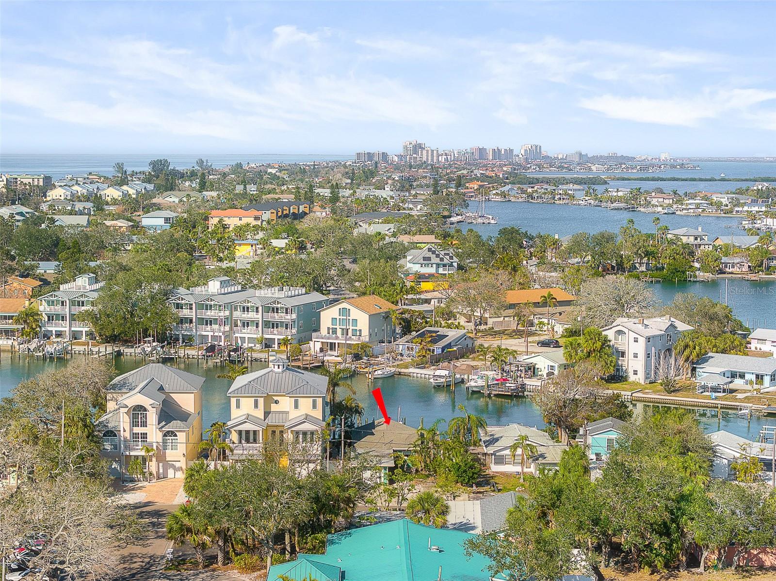 Listing photo id 42 for 300 16th Avenue