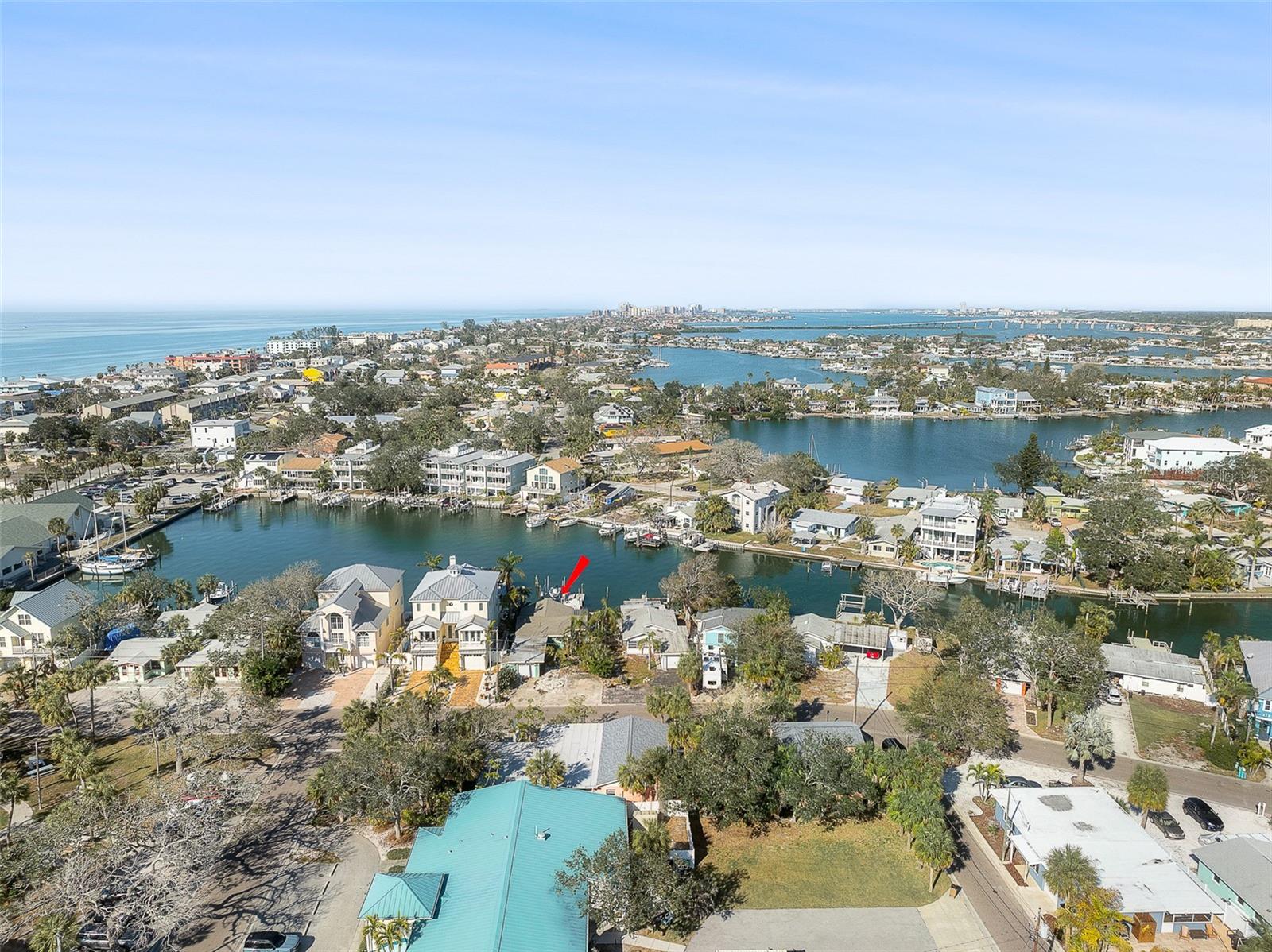 Listing photo id 52 for 300 16th Avenue