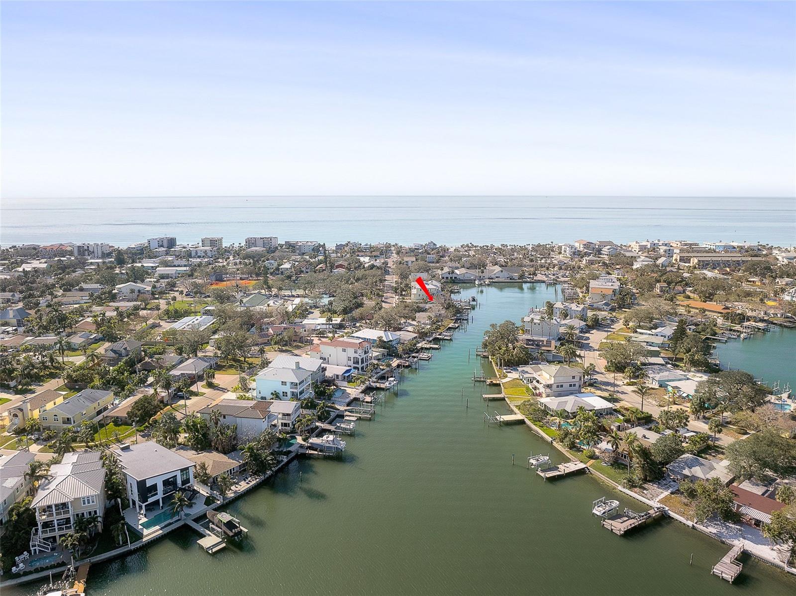 Listing photo id 53 for 300 16th Avenue