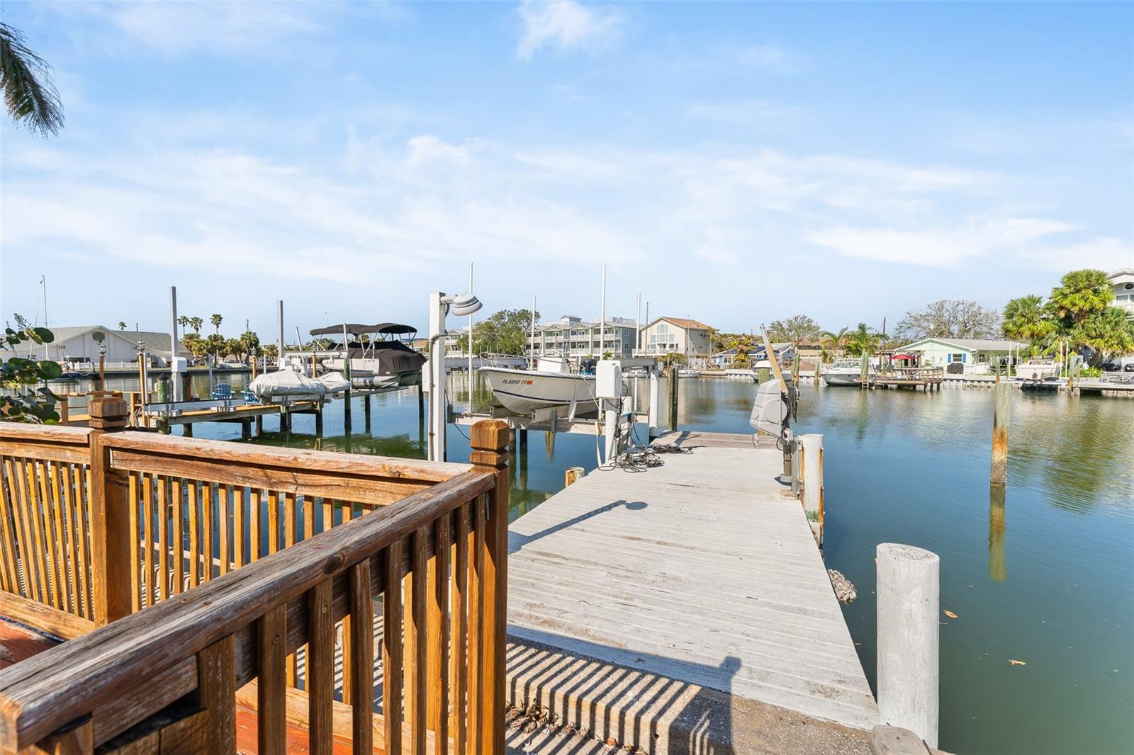 Listing photo id 6 for 300 16th Avenue