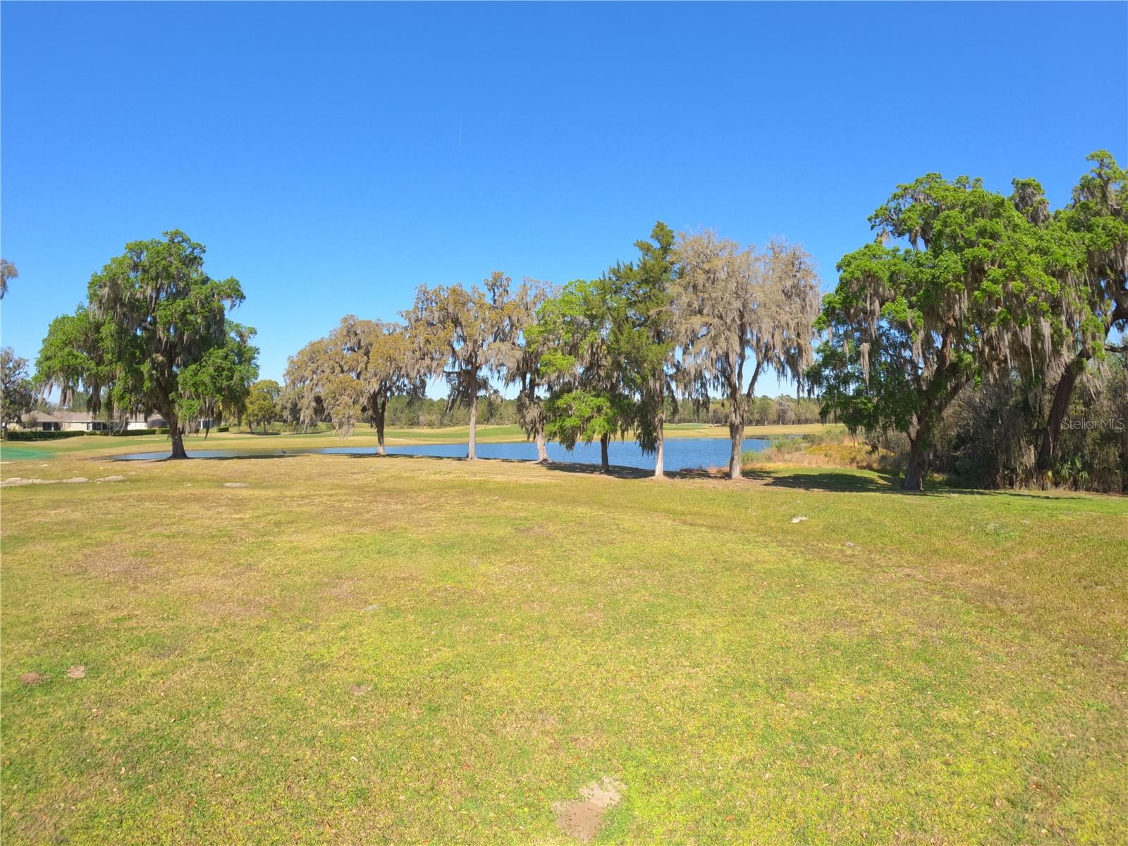 Listing photo id 16 for 4302 Gevalia Drive