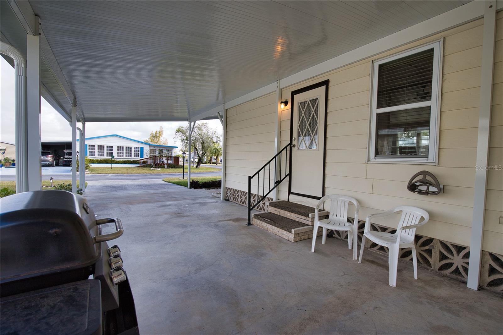 Image 11 of 93 For 923 Iglesia Drive