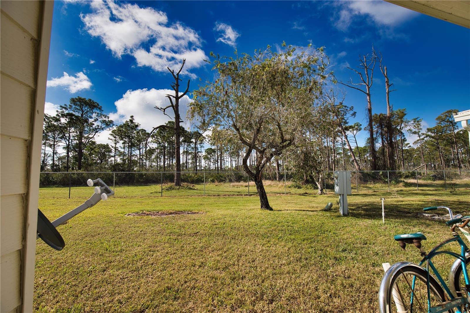Image 34 of 93 For 923 Iglesia Drive