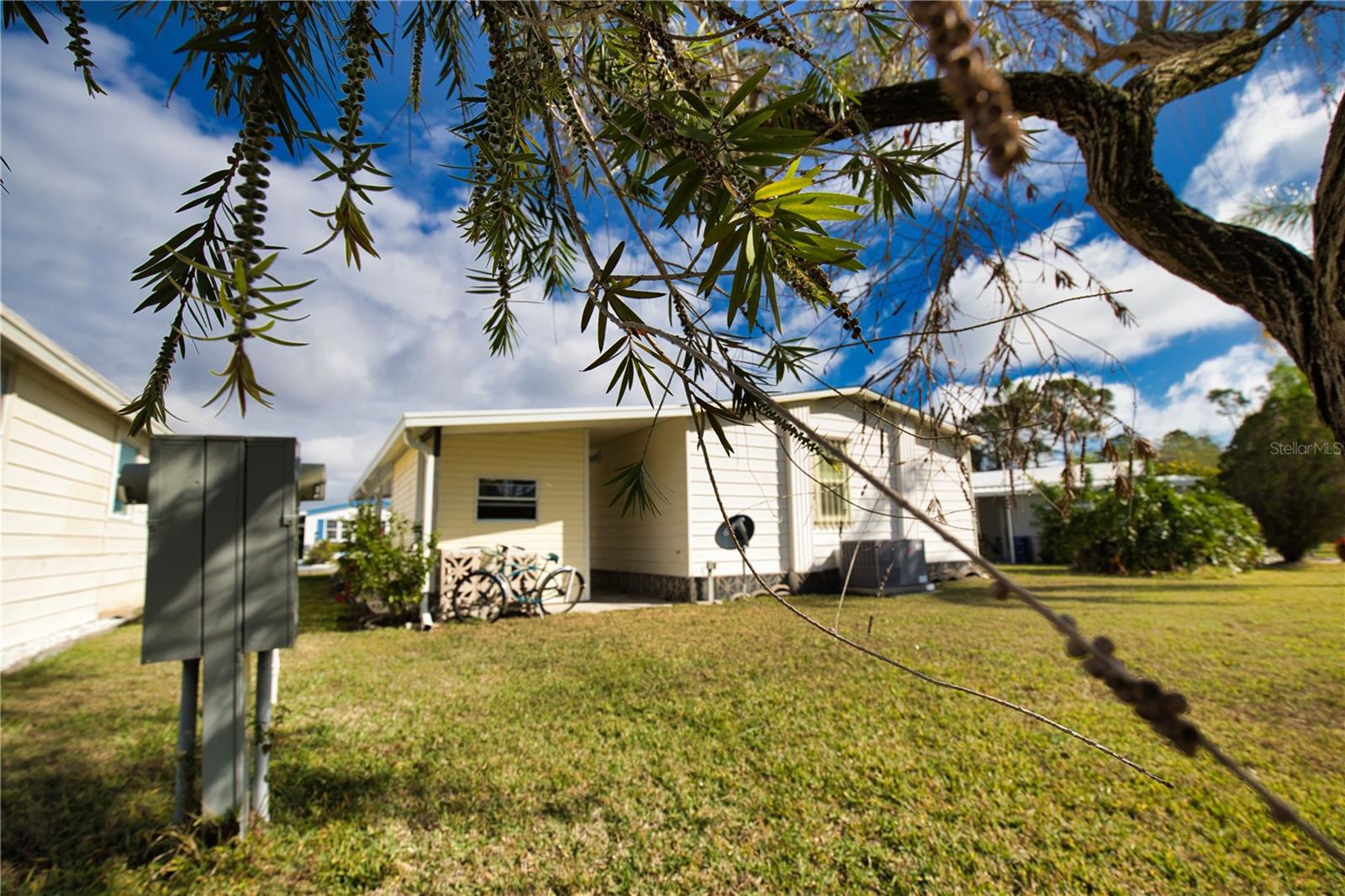Image 37 of 93 For 923 Iglesia Drive