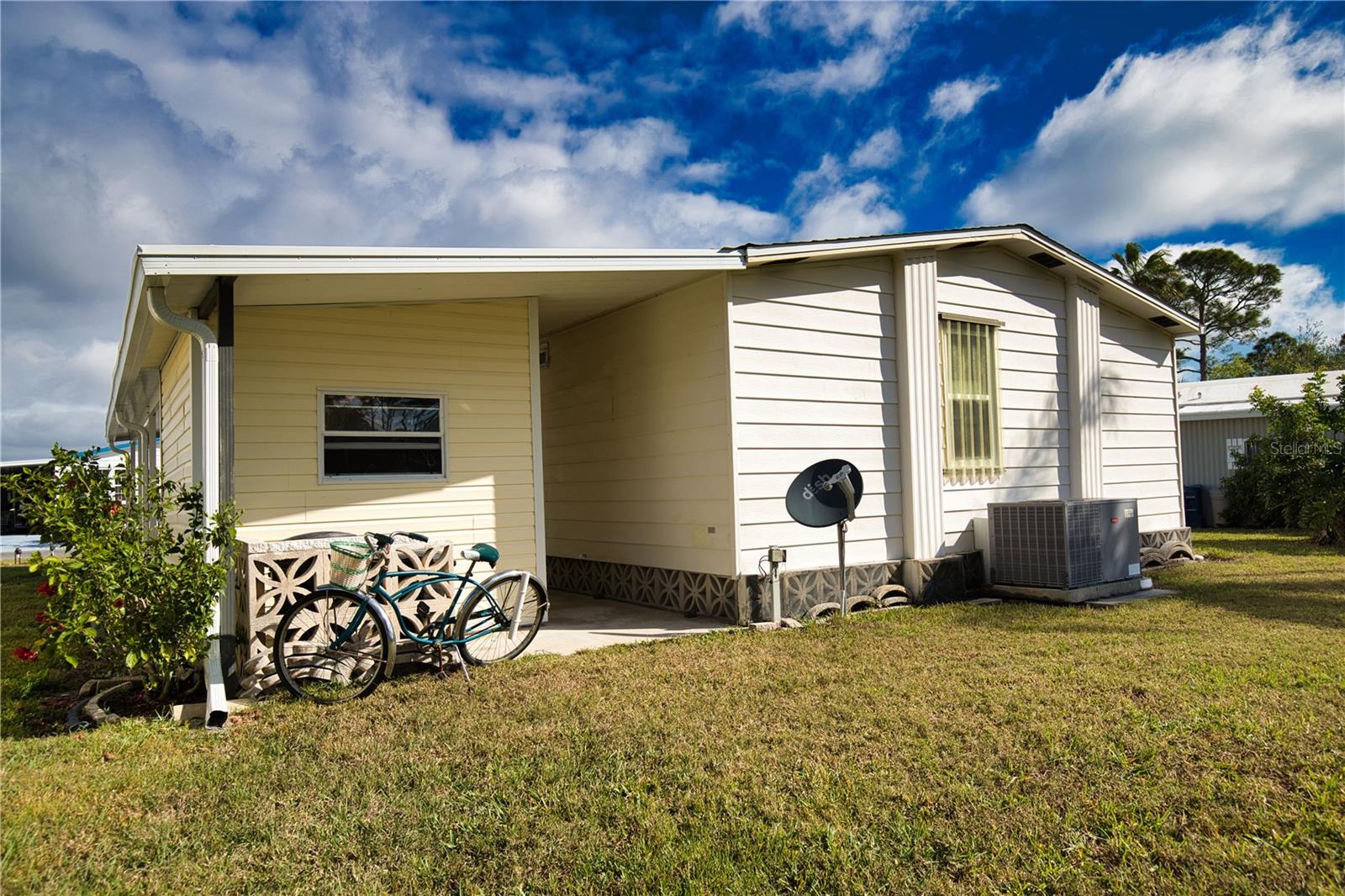 Image 38 of 93 For 923 Iglesia Drive