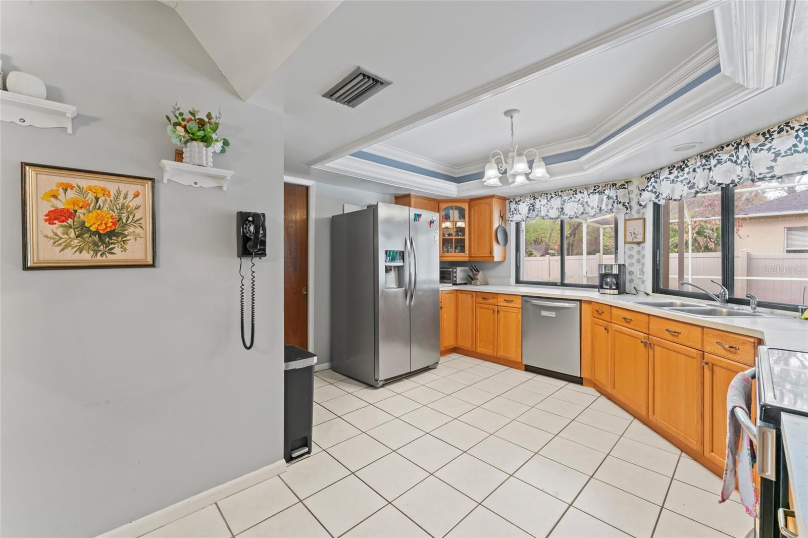 Image 16 of 53 For 16015 Glen Haven Drive