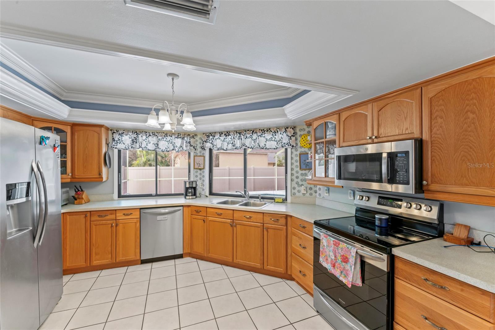 Image 17 of 53 For 16015 Glen Haven Drive