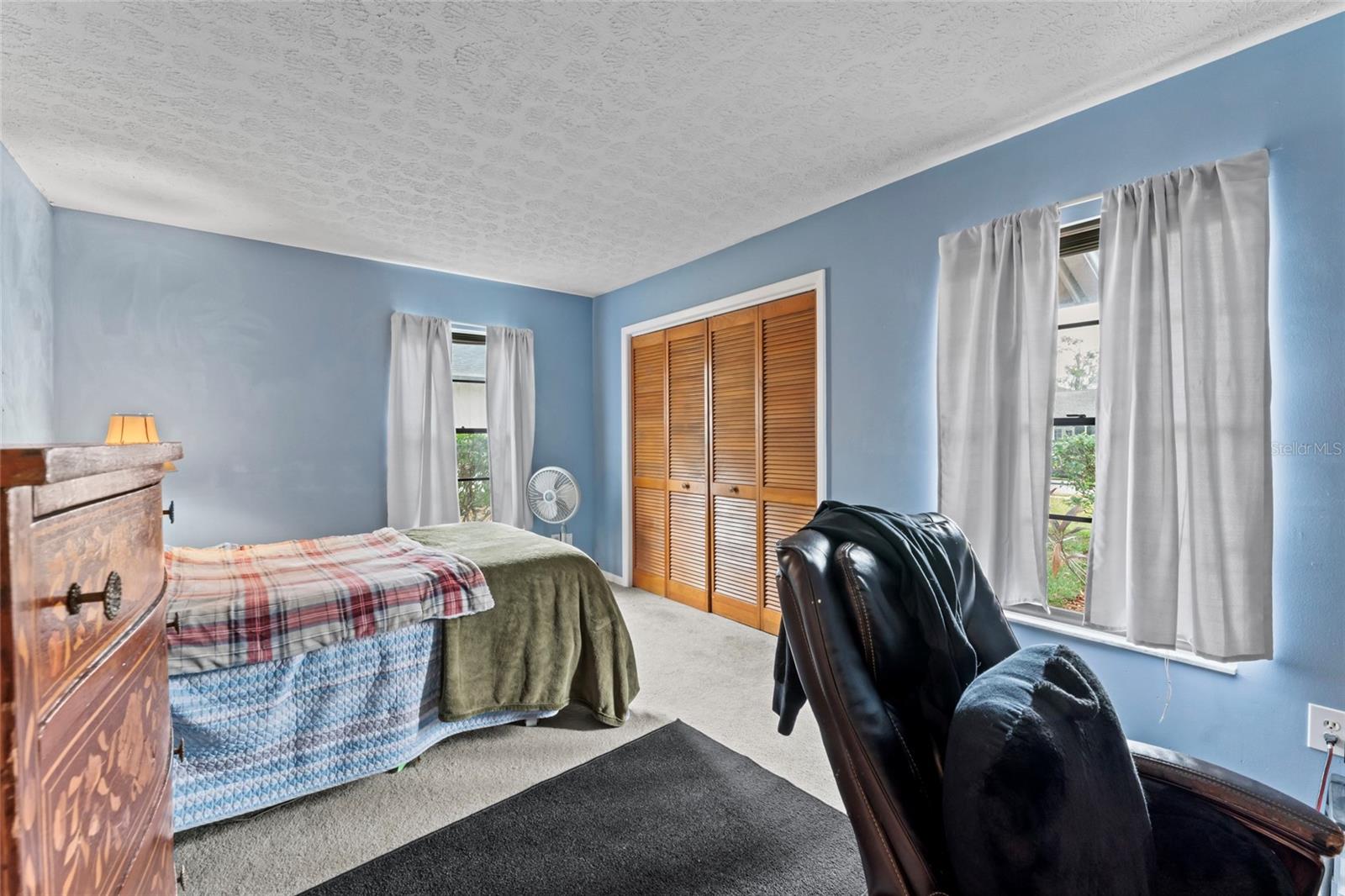 Image 28 of 53 For 16015 Glen Haven Drive