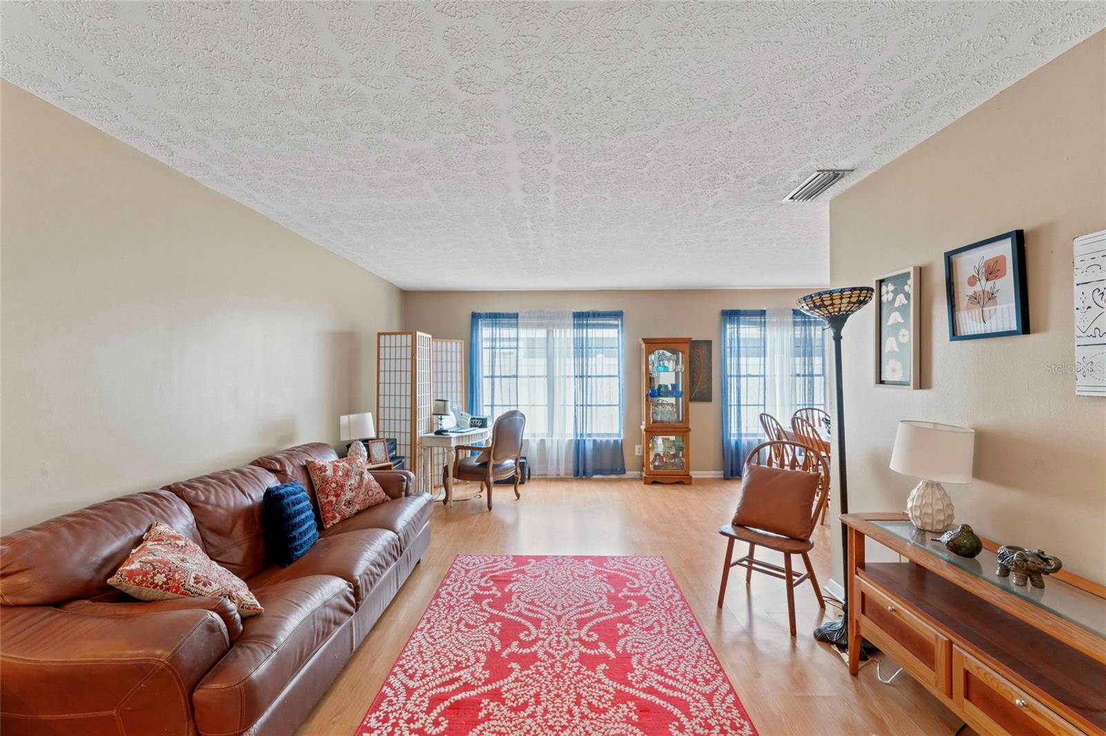 Image 6 of 53 For 16015 Glen Haven Drive