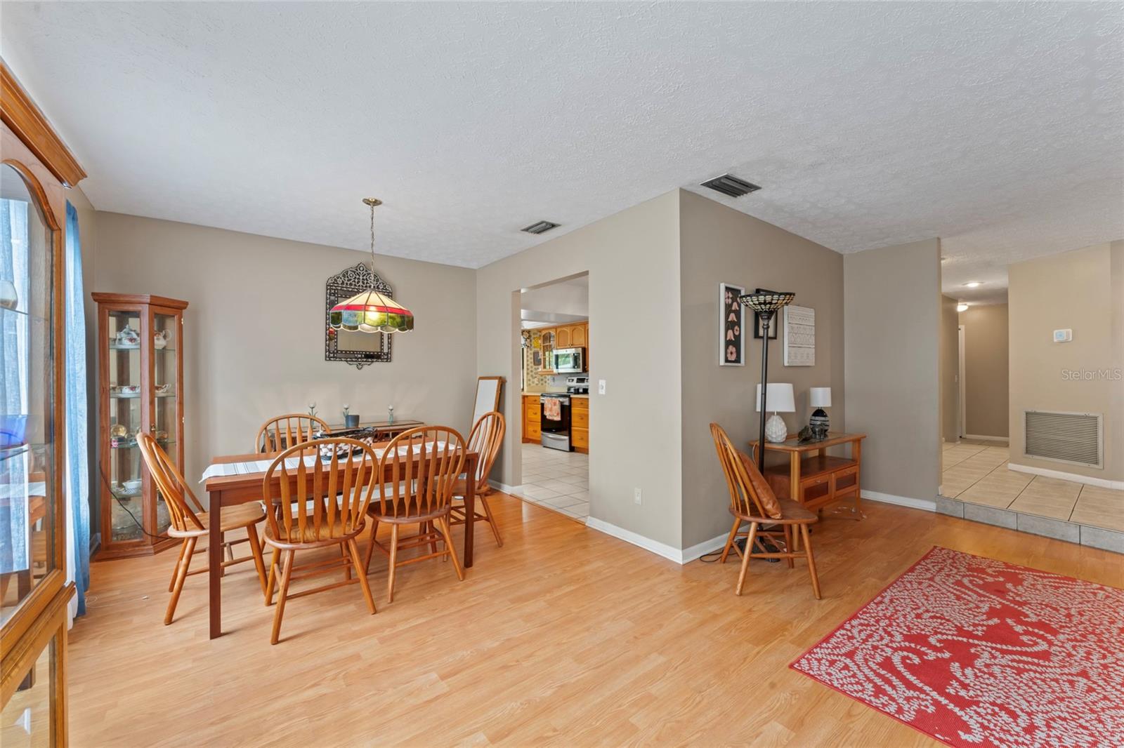 Image 9 of 53 For 16015 Glen Haven Drive