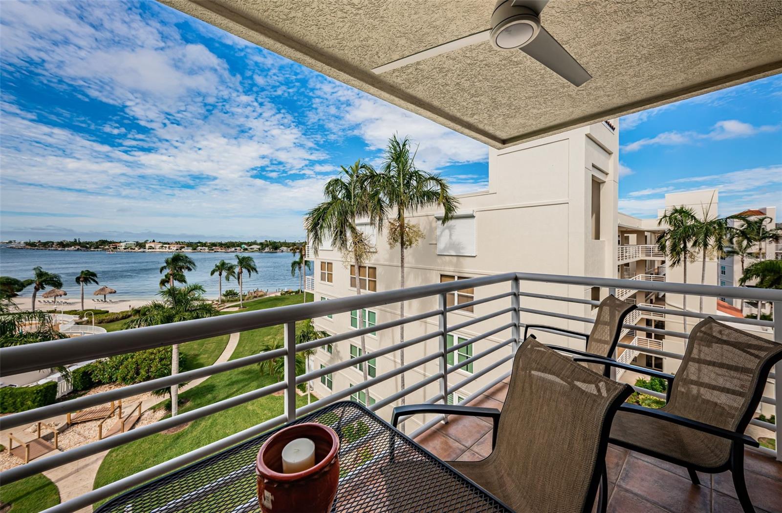 Image 18 of 26 For 6021 Bahia Del Mar Circle 540