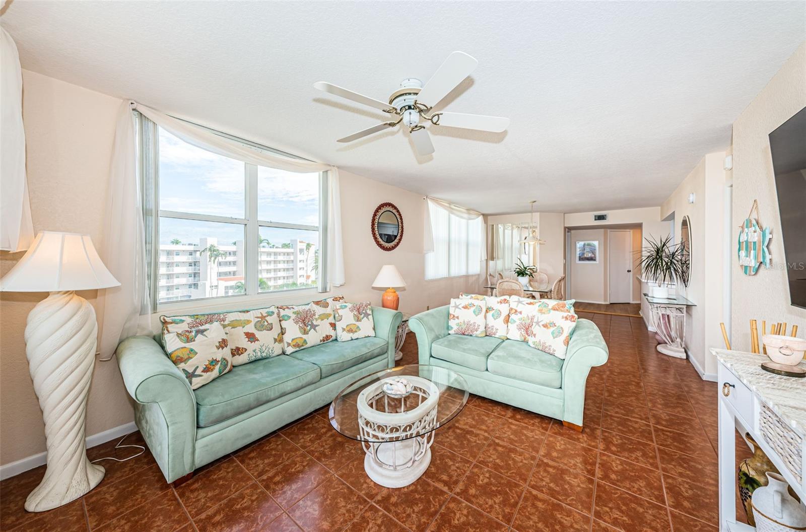 Image 6 of 26 For 6021 Bahia Del Mar Circle 540