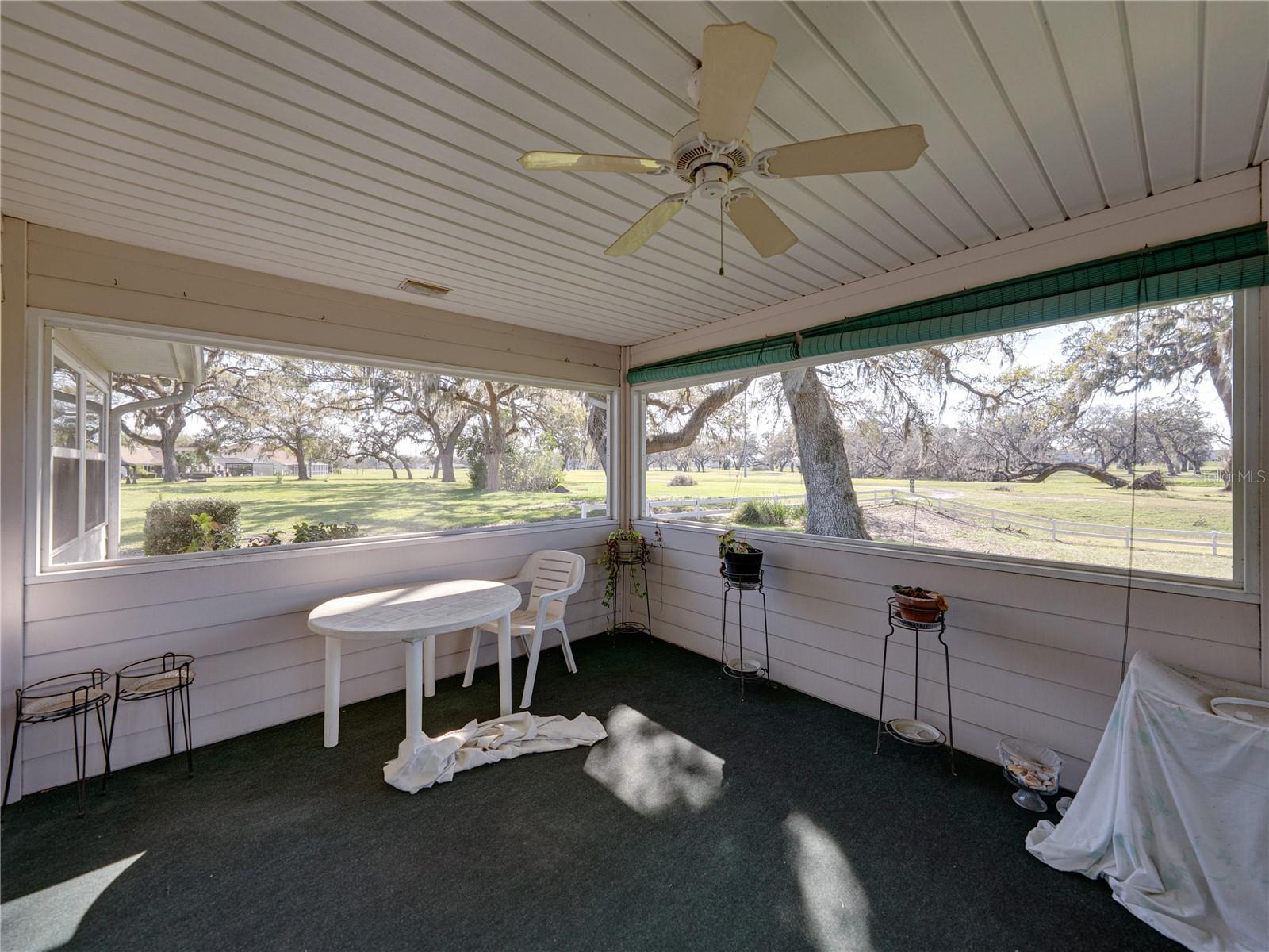 Listing photo id 29 for 6837 Northlake Drive