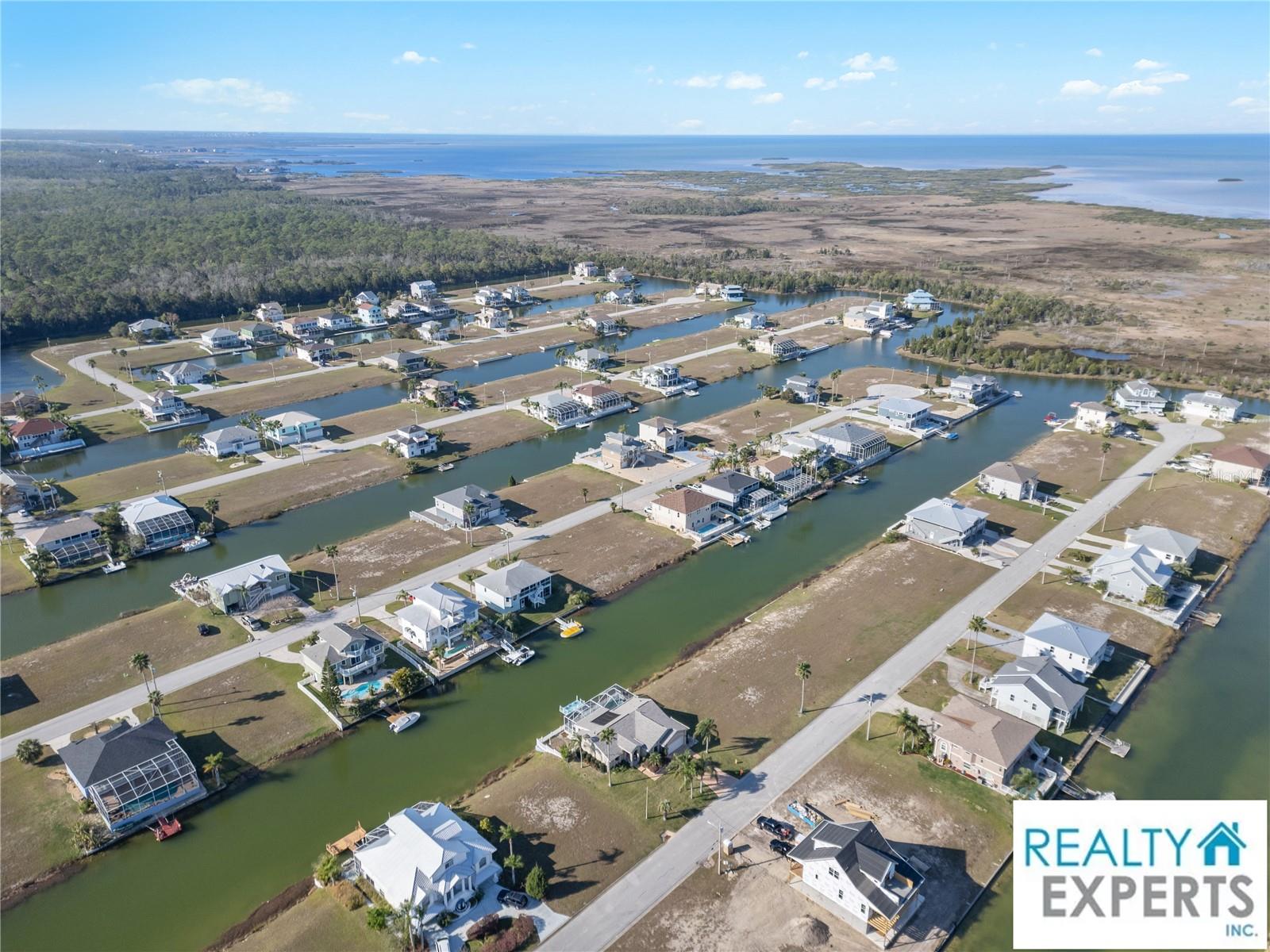 Listing photo id 9 for 3471 Triggerfish Drive