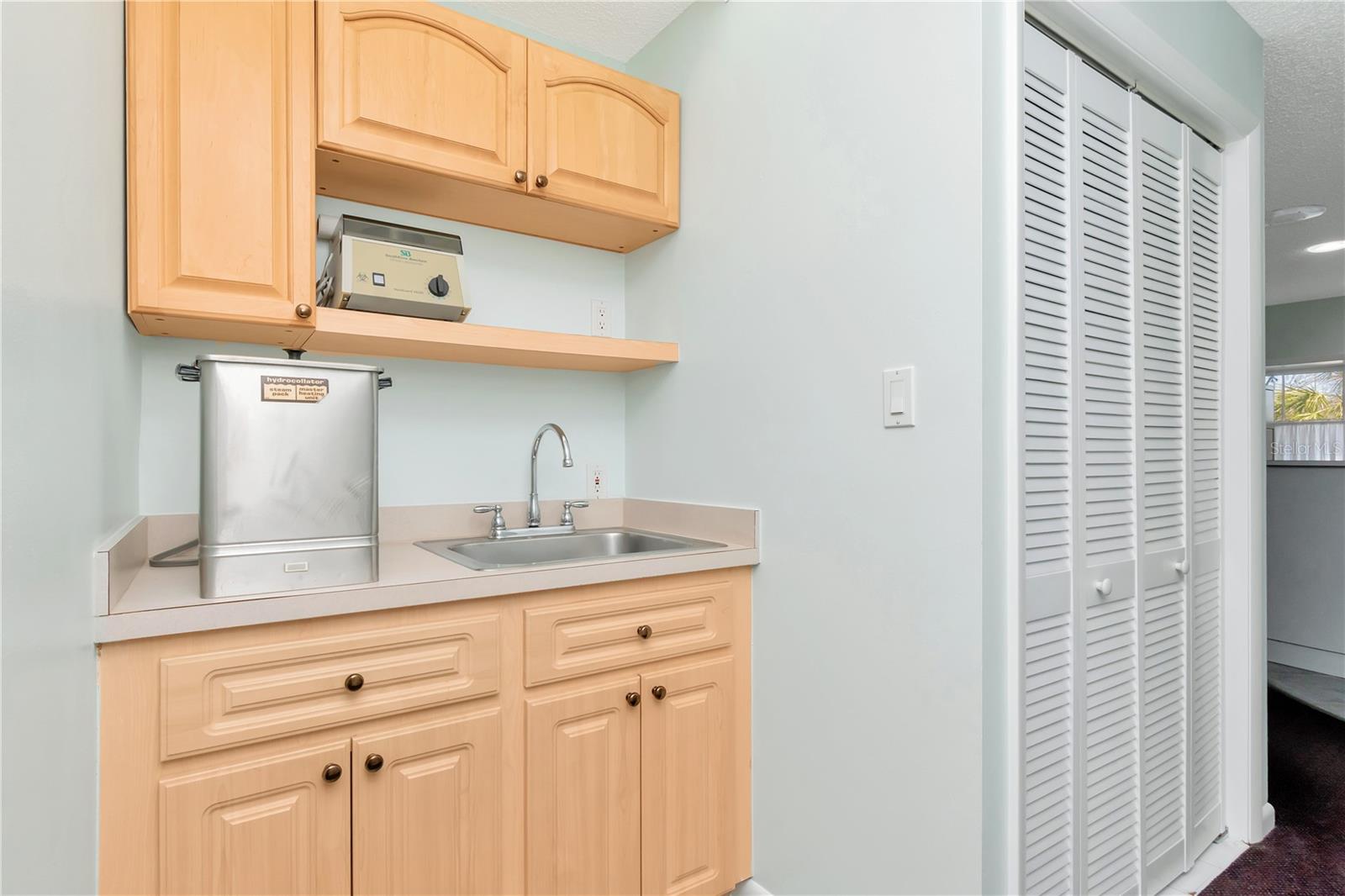 Image 13 of 18 For 28960 Us Highway 19 N 112