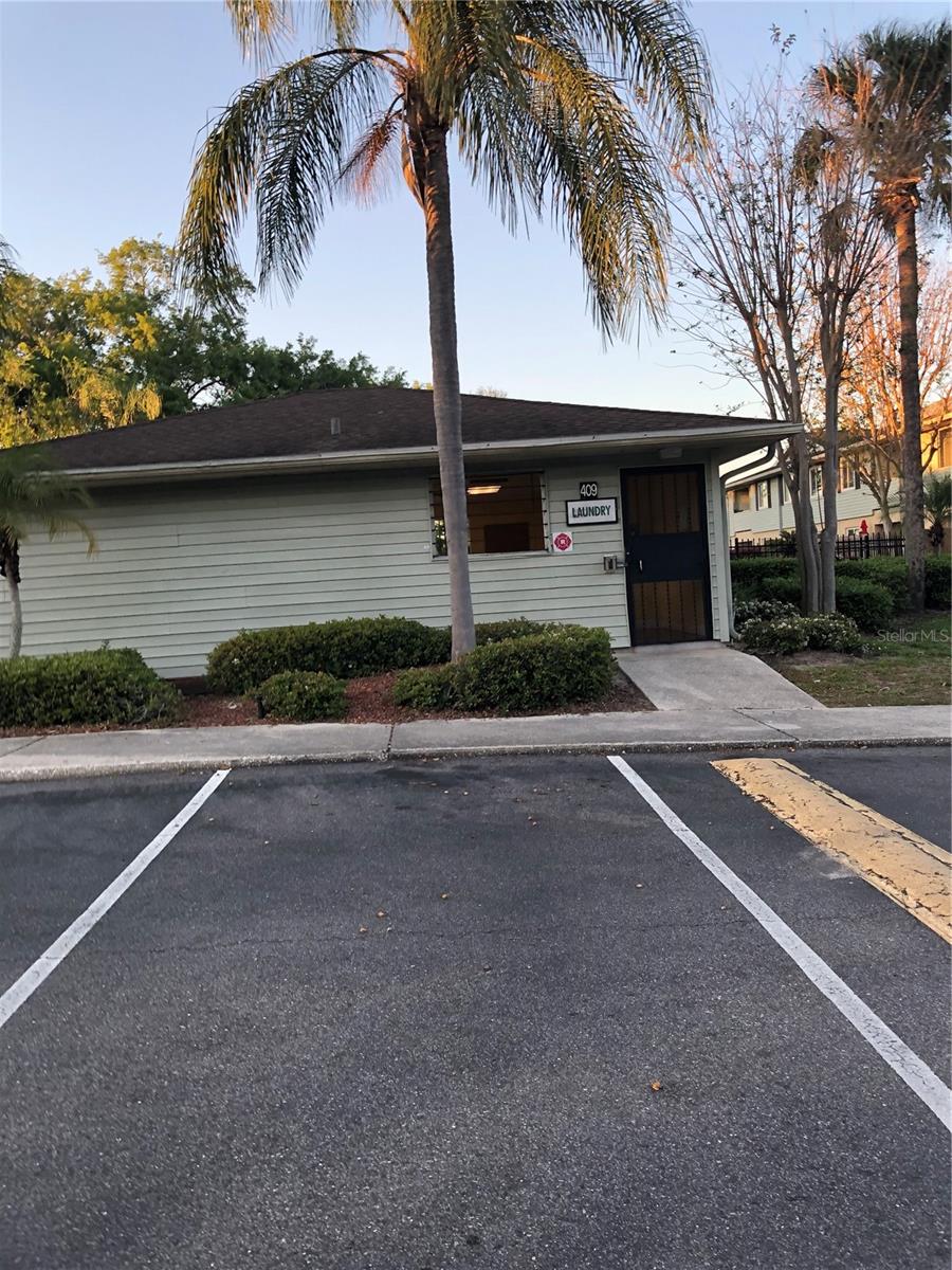 Listing photo id 16 for 224 Red Maple Place 224