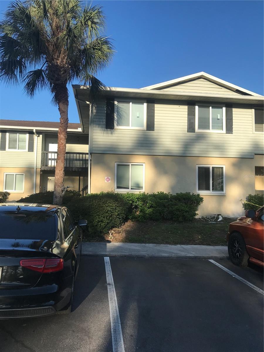 Listing photo id 0 for 224 Red Maple Place 224