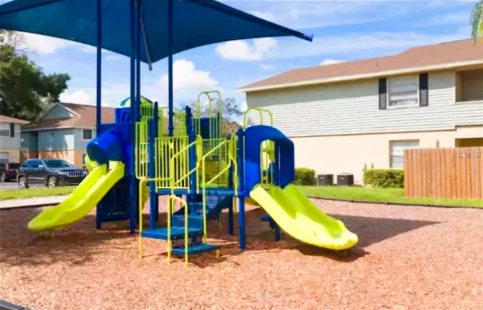 Listing photo id 18 for 224 Red Maple Place 224