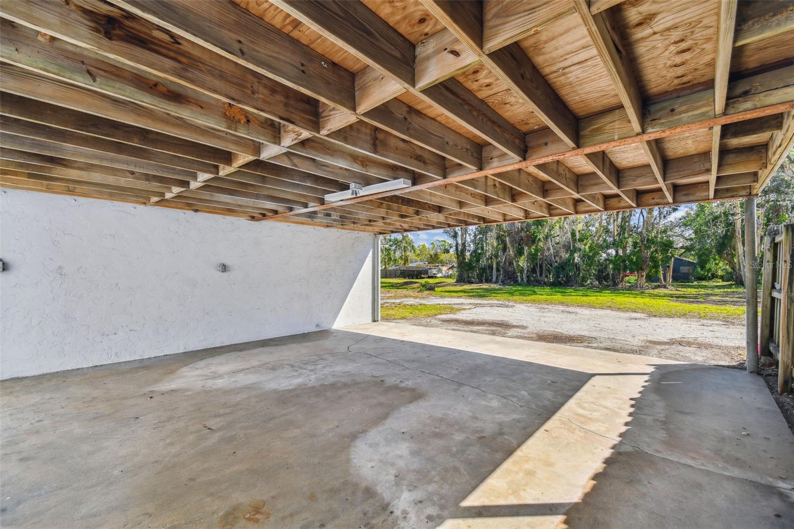 Image 31 of 37 For 708 15th Avenue W