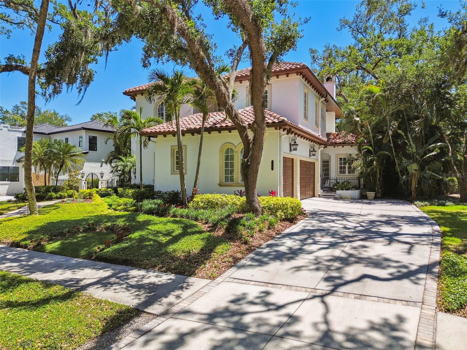 Listing photo id 76 for 808 Idlewood Avenue