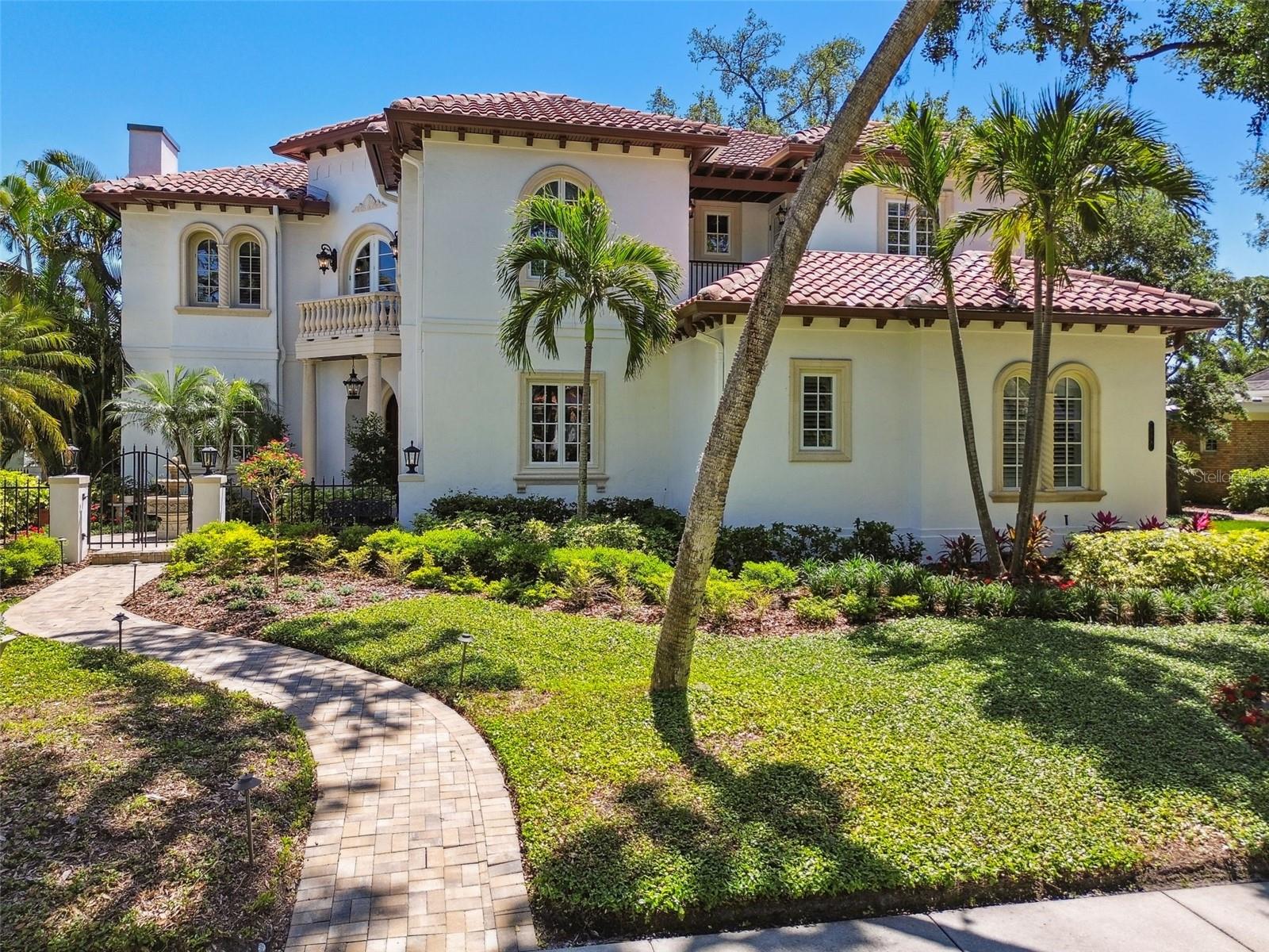 Listing photo id 78 for 808 Idlewood Avenue