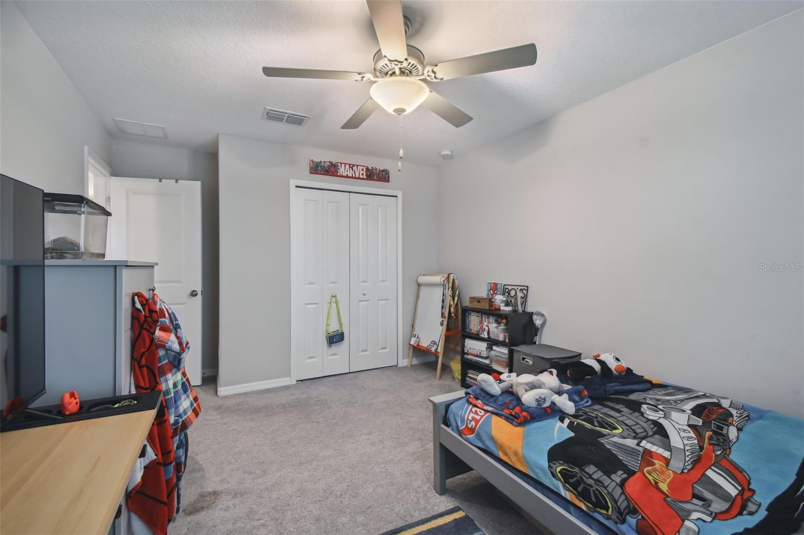 Listing photo id 54 for 6241 Spider Lily Way