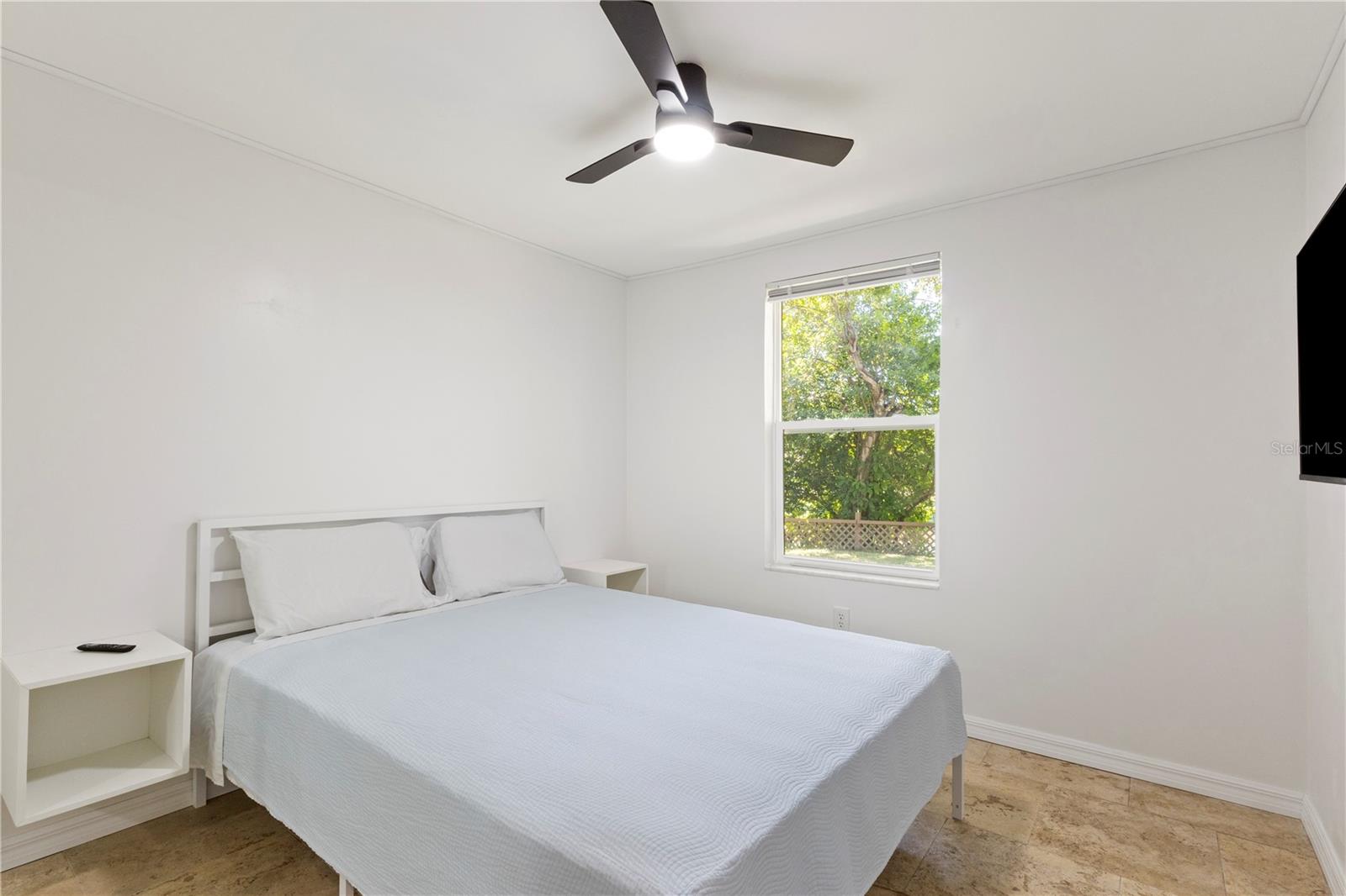 Image 17 of 41 For 1010 Bay Breeze Terrace