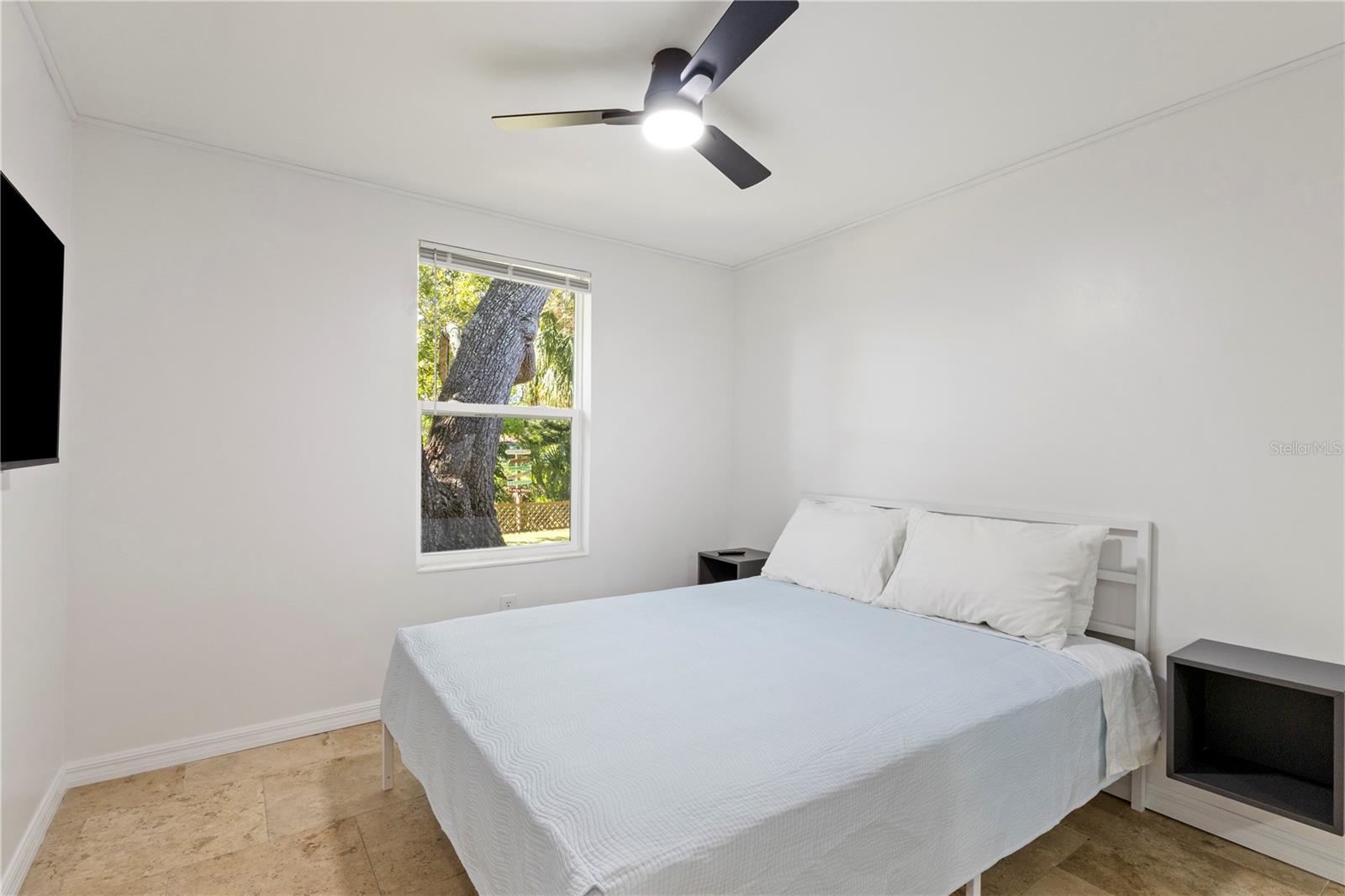 Image 18 of 41 For 1010 Bay Breeze Terrace