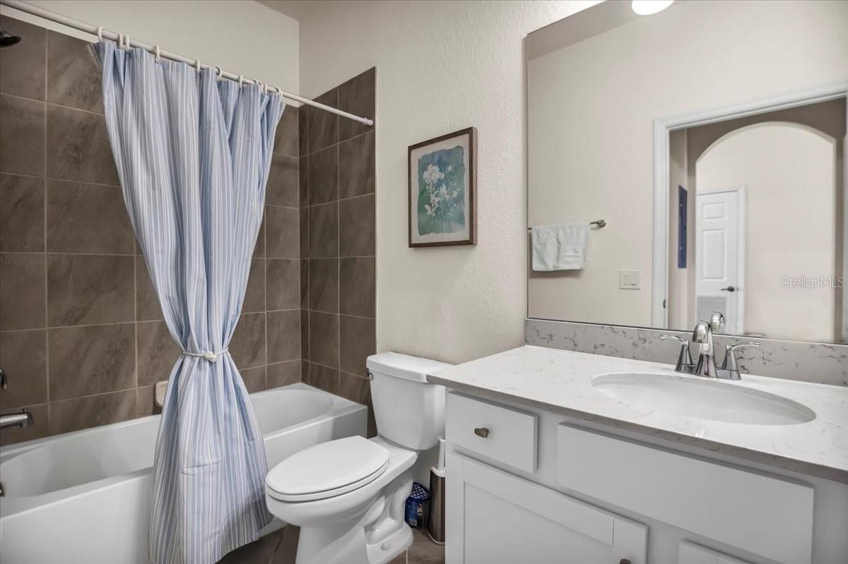 Image 17 of 38 For 17724 Gawthrop Drive 402