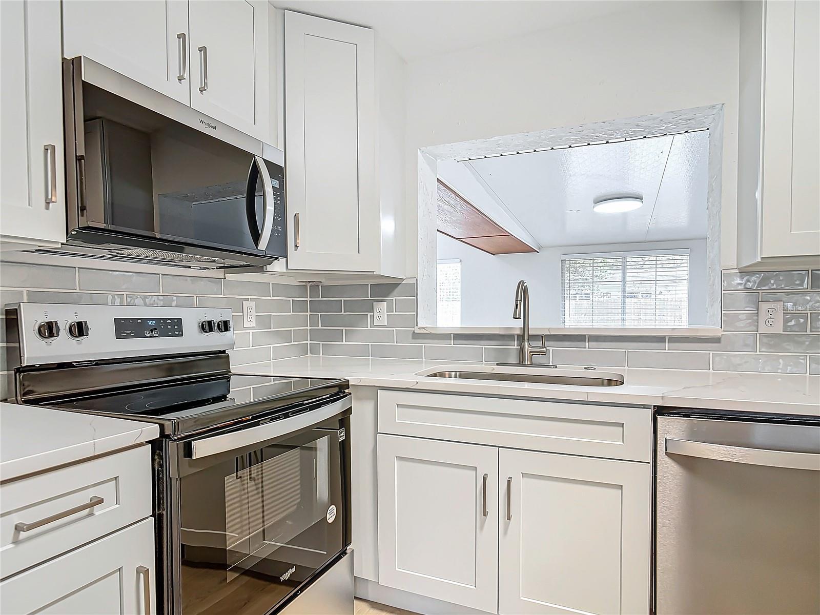 Image 12 of 31 For 610 Moonpenny Circle