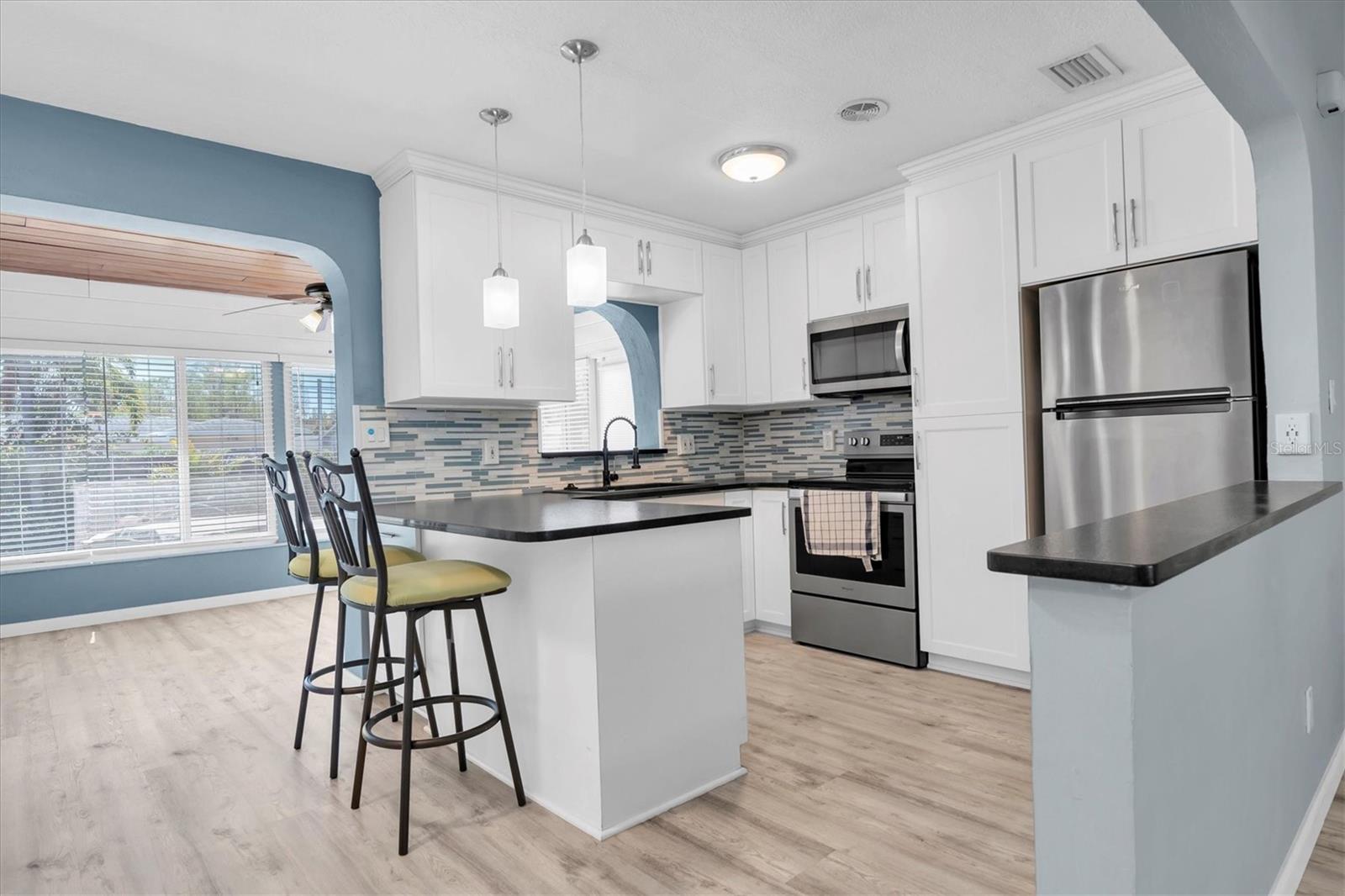 Image 11 of 55 For 6618 3rd Avenue N