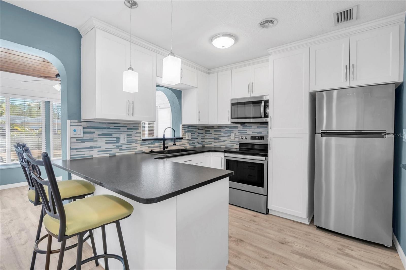 Image 12 of 55 For 6618 3rd Avenue N