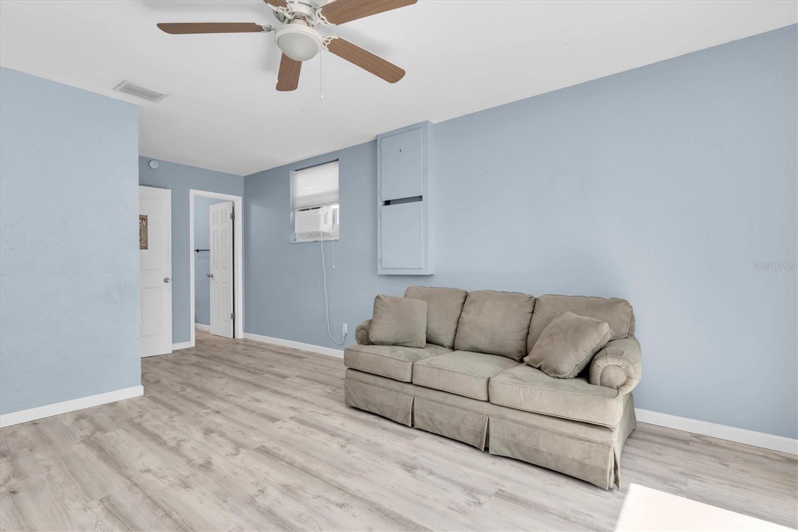 Image 22 of 55 For 6618 3rd Avenue N