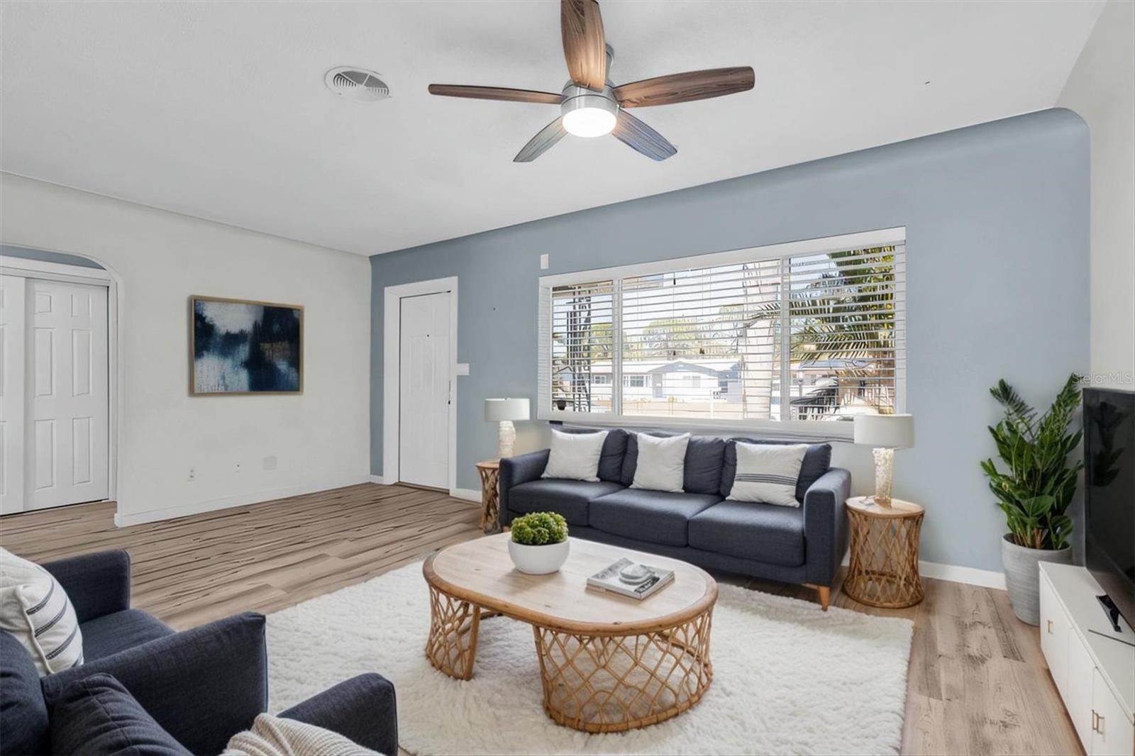 Image 4 of 55 For 6618 3rd Avenue N