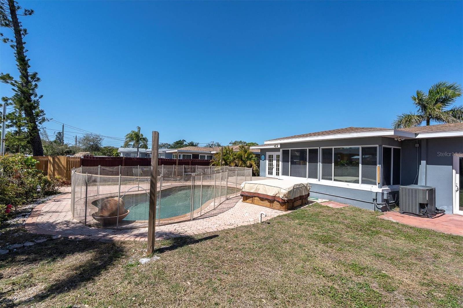 Image 41 of 55 For 6618 3rd Avenue N