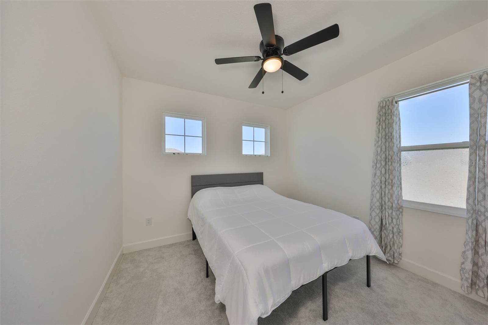 Listing photo id 24 for 5232 Wishing Arch Drive