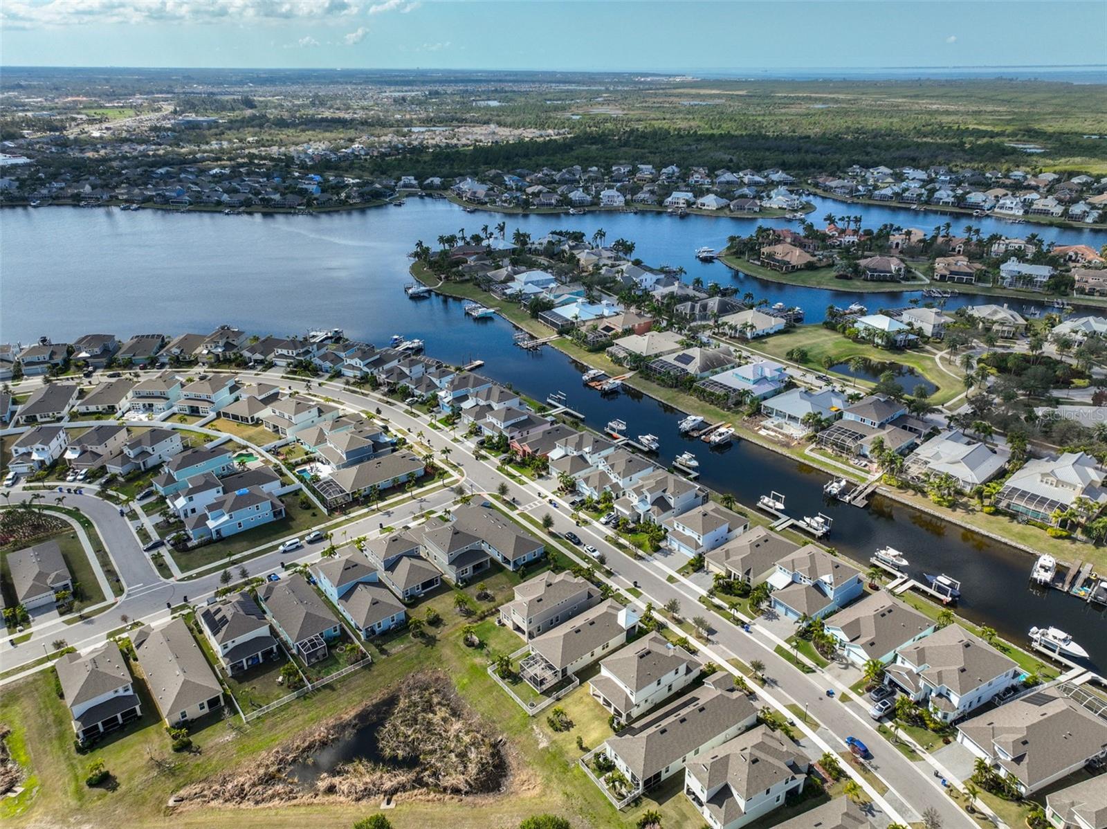 Listing photo id 2 for 5232 Wishing Arch Drive