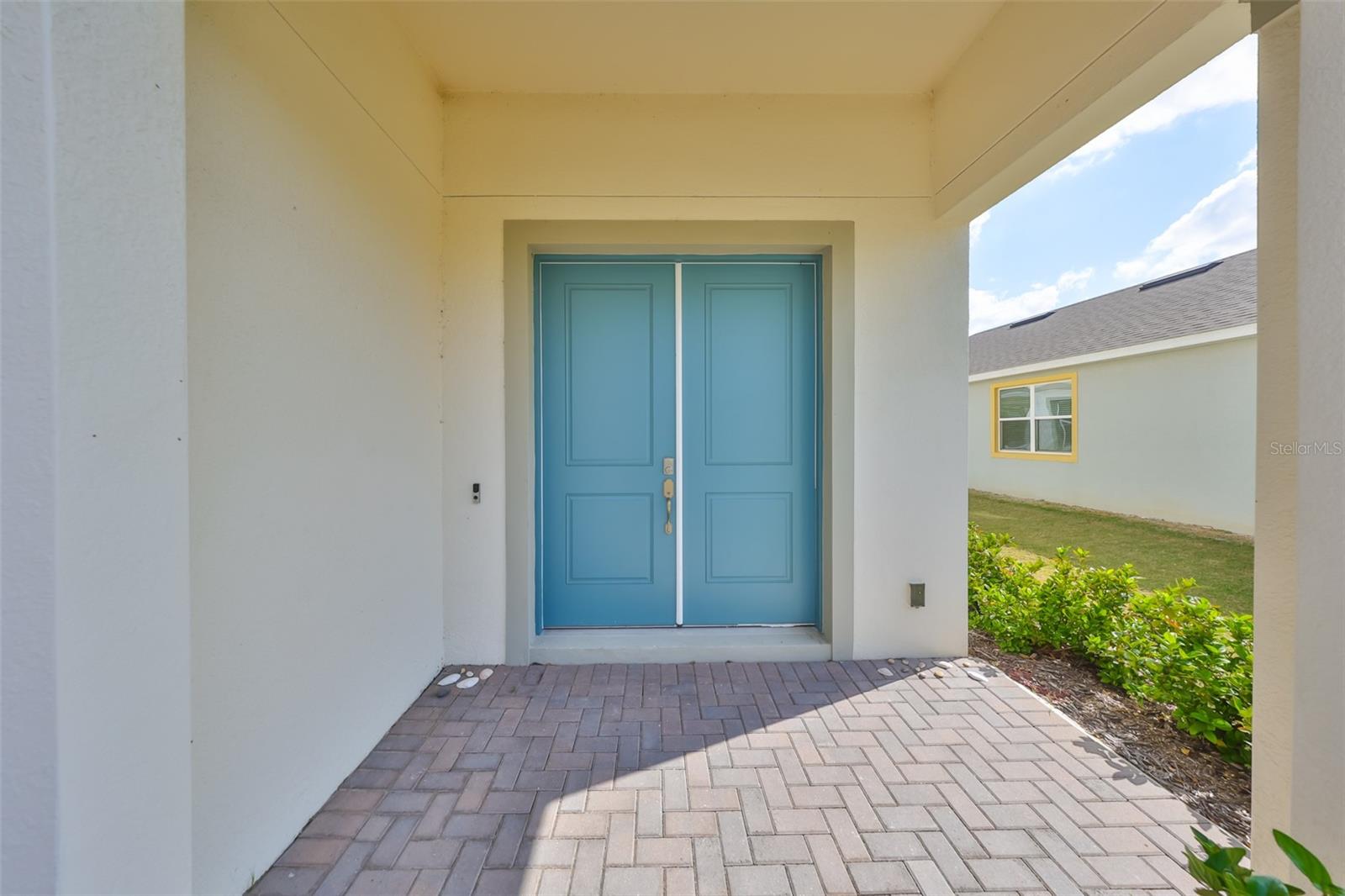 Listing photo id 4 for 5232 Wishing Arch Drive