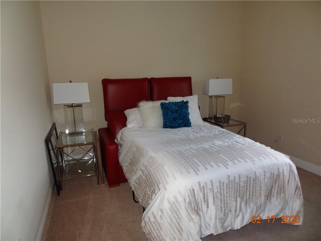 Image 11 of 24 For 20207 Oak Thorn Way