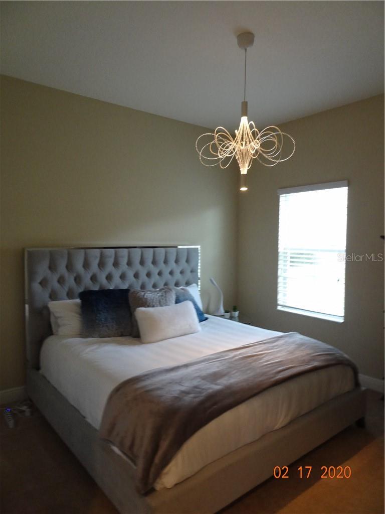 Image 15 of 24 For 20207 Oak Thorn Way