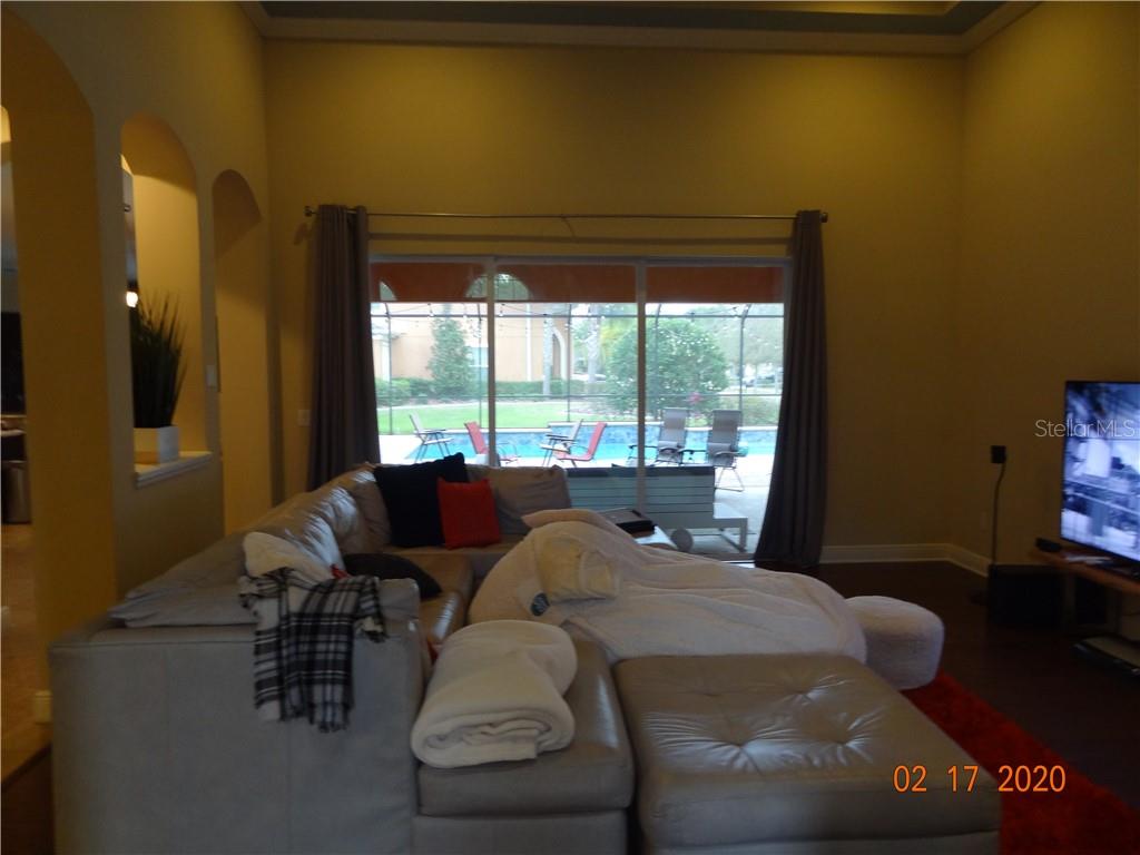Image 3 of 24 For 20207 Oak Thorn Way