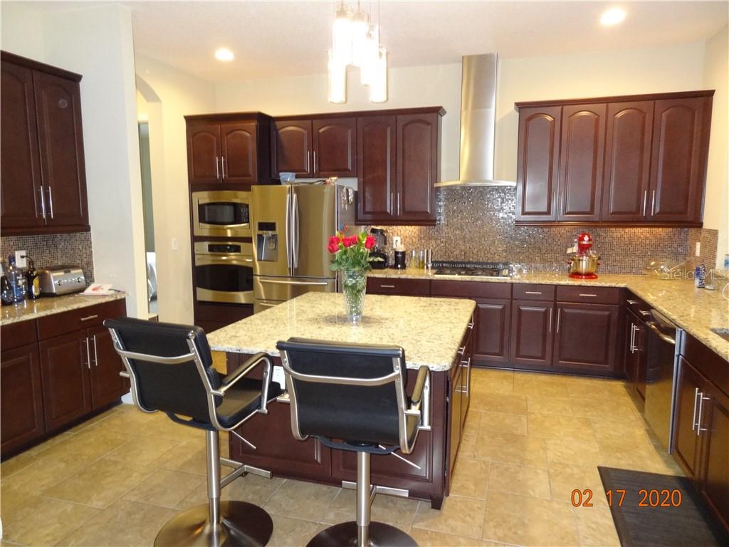 Image 7 of 24 For 20207 Oak Thorn Way