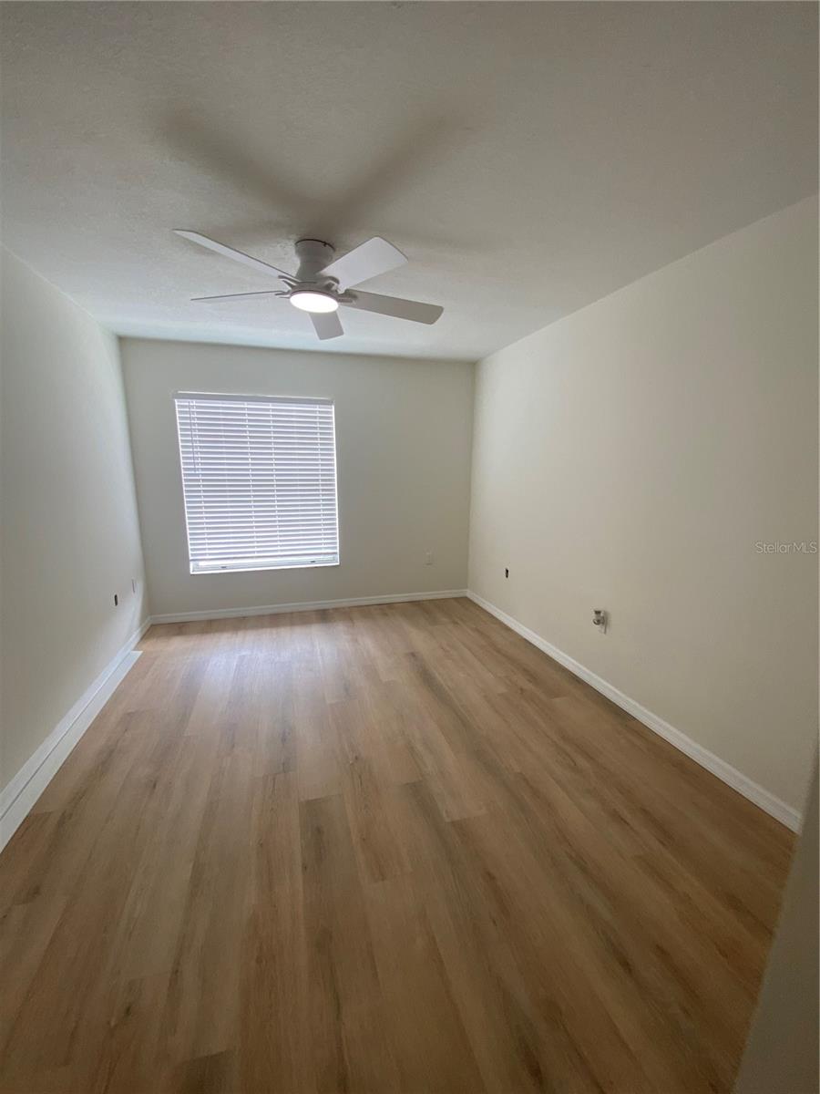 Image 19 of 40 For 6165 Chesham Drive 2