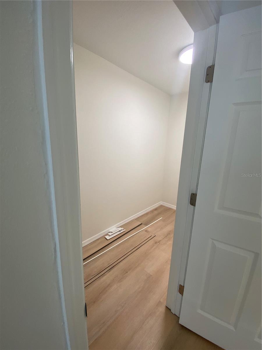 Image 23 of 40 For 6165 Chesham Drive 2