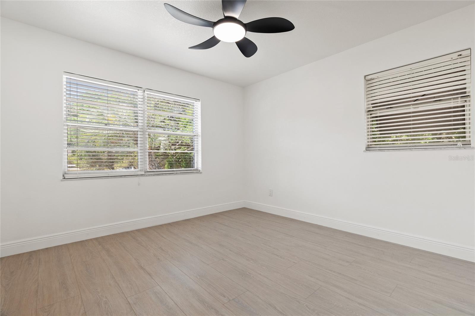 Image 14 of 21 For 36343 Ionno Court