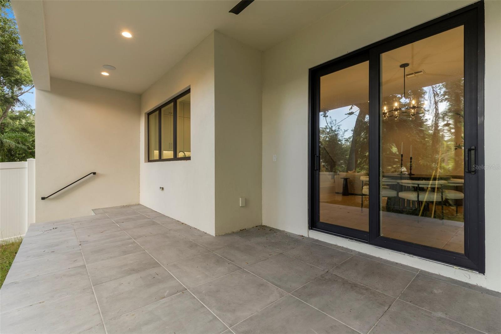 Image 34 of 35 For 216 Hesperides Street
