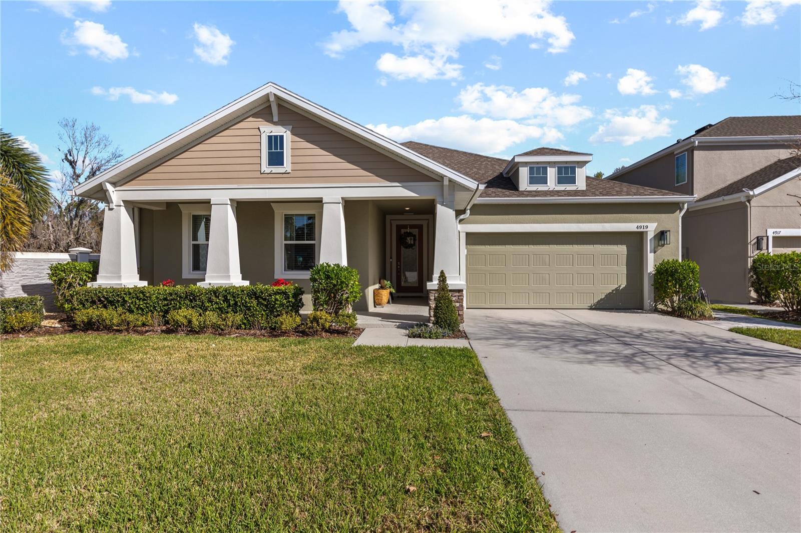 Details for 4919 Lakeshore Oaks Court, TAMPA, FL 33624