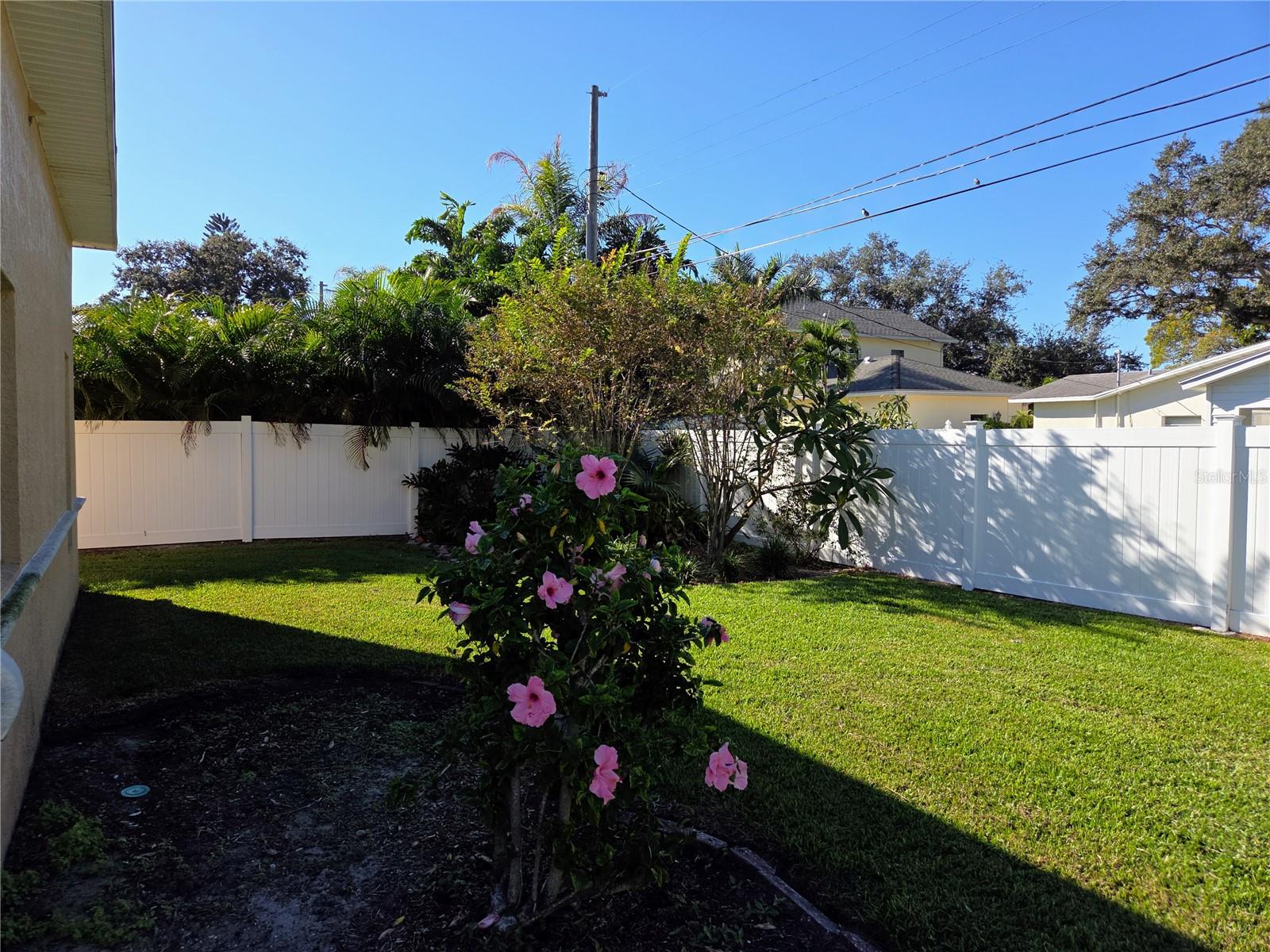 Image 53 of 56 For 124 Giralda Boulevard Ne
